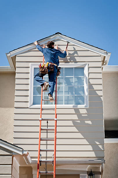 Siding Removal and Disposal in Lewiston, CA